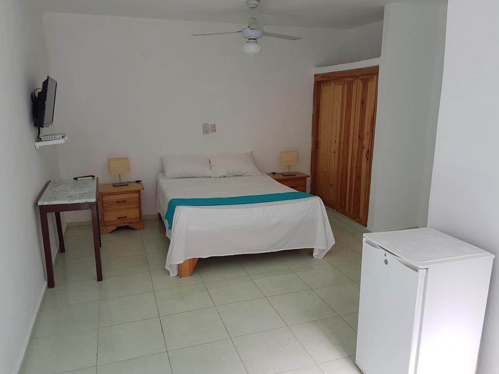 Hotel Agua Dulce Boca Chica Exterior photo